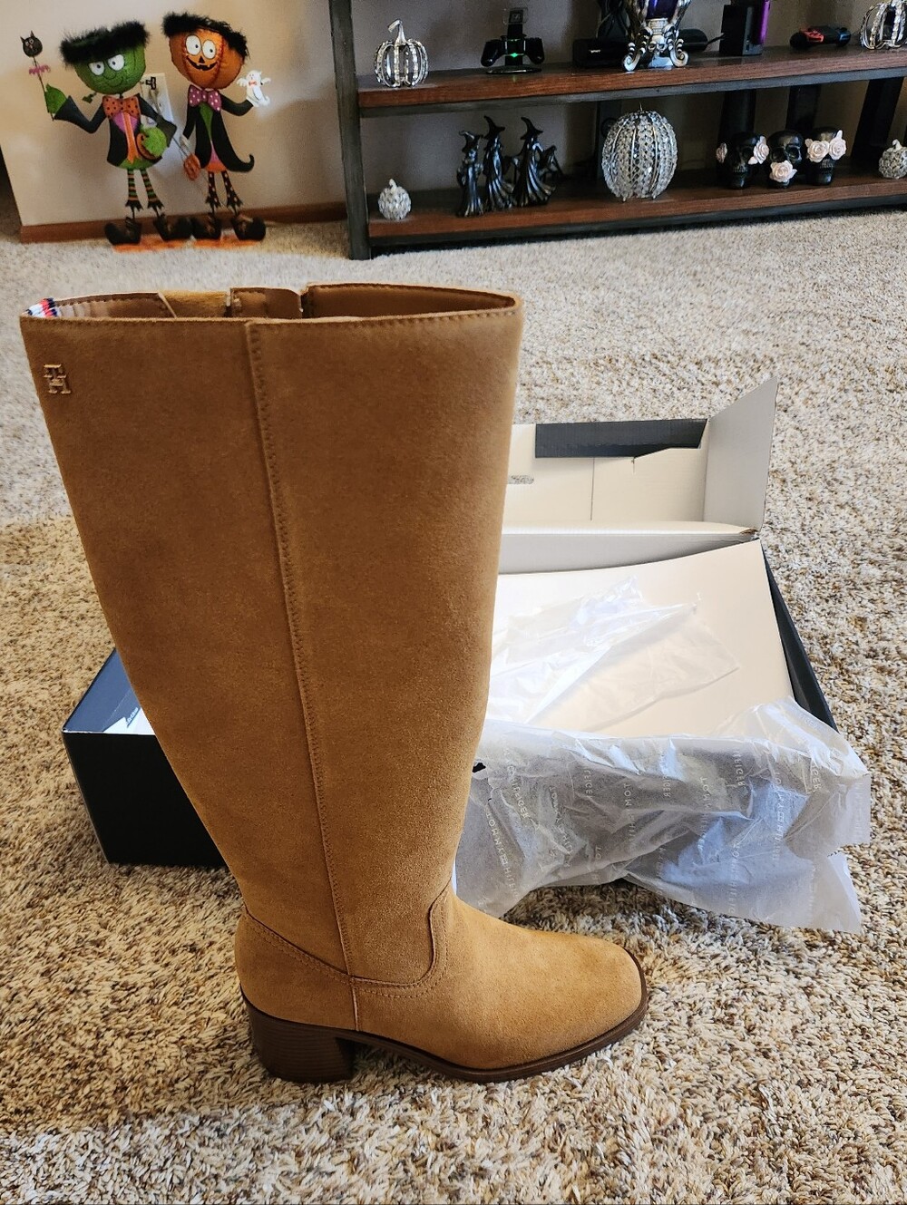 Tommy Hilfiger Tall Tan Women's Suede Riding Boots New In Box